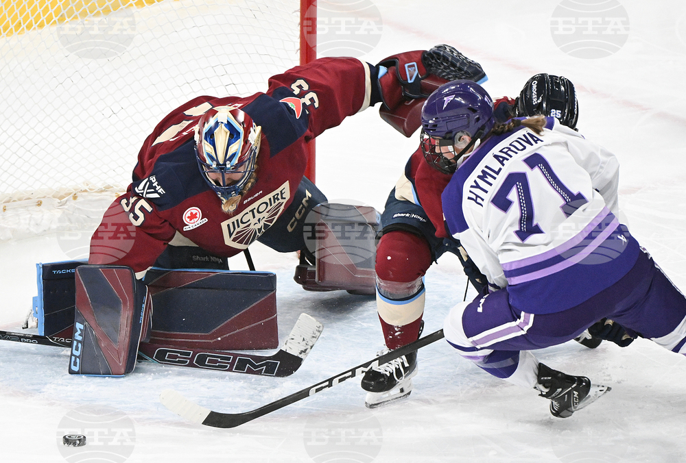 PWHL Frost Victoire Hockey