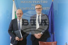 Министерство на здравеопазването - обществена поръчка за доставка на хеликоптери за нуждите на спешна медицинска помощ по въздух