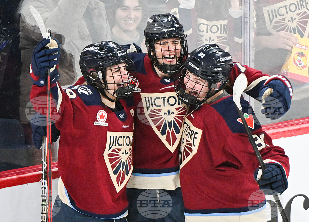 PWHL Frost Victoire Hockey
