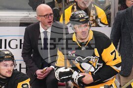 Golden Knights Penguins Hockey