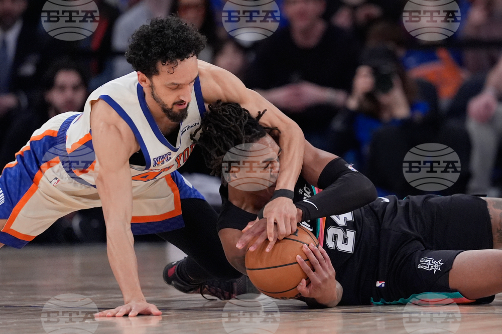 APTOPIX Spurs Knicks Basketball