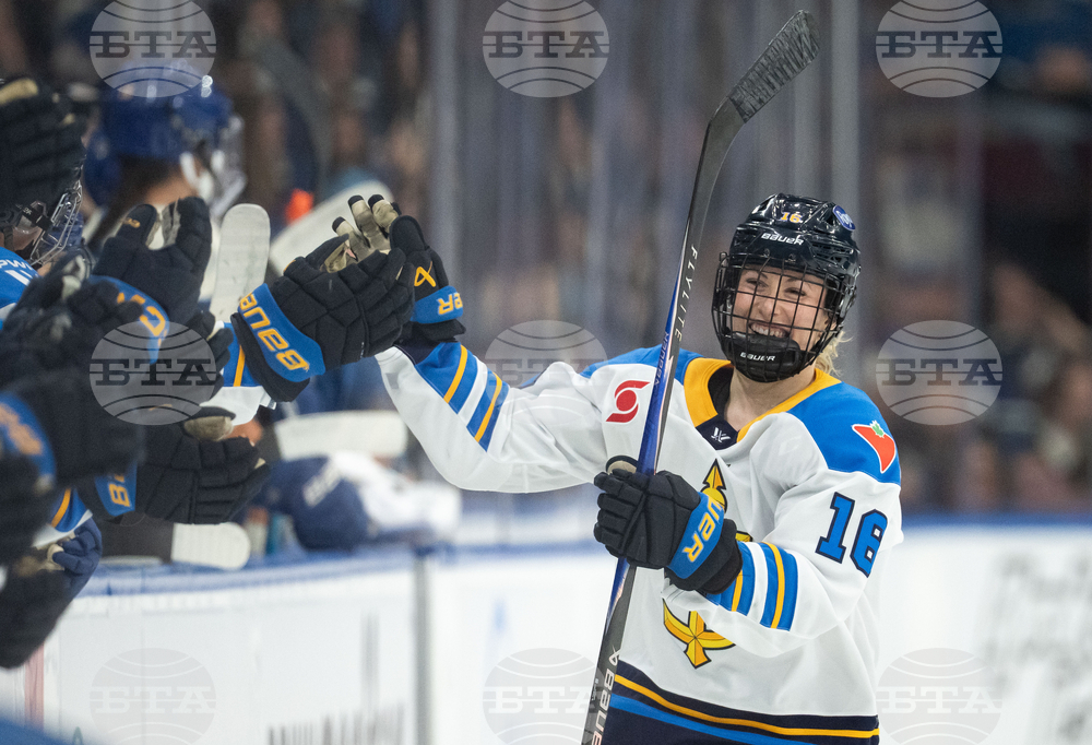 PWHL Sceptres Goldeneys Hockey