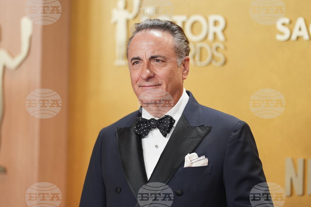 32nd Annual Actor Awards - Arrivals