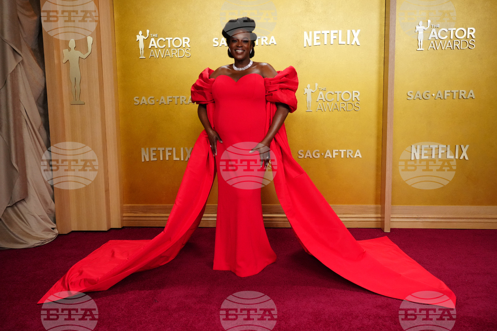 32nd Annual Actor Awards - Arrivals