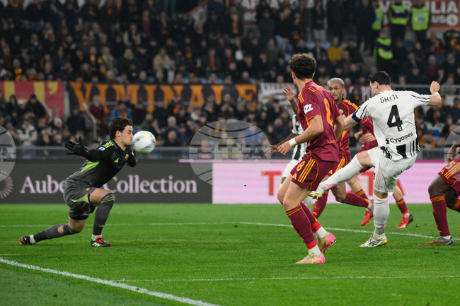 Федерико Гати донесе равенството за Ювентус при гостуването на Рома в Серия А с гол в добавеното време