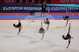 Художествена гимнастика - тренировка - ансамбъл