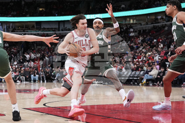 Bucks Bulls Basketball