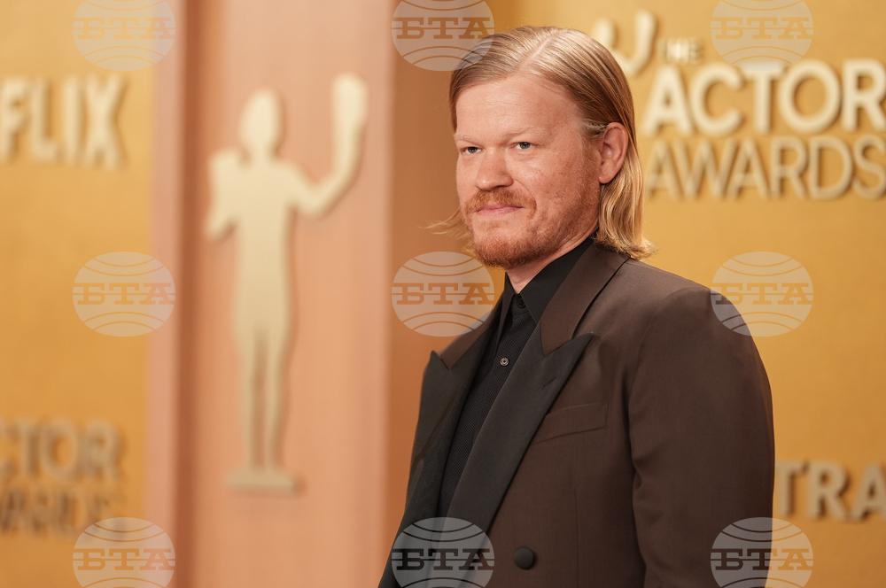 32nd Annual Actor Awards - Arrivals