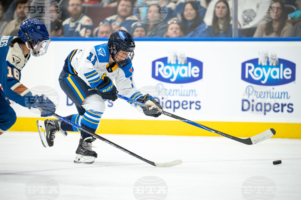 PWHL Sceptres Goldeneyes Hockey