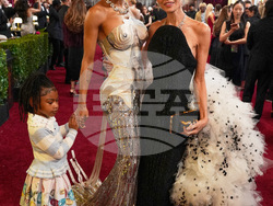 32nd Annual Actor Awards - Red Carpet