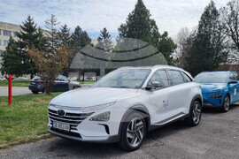 ИЕЕС-БАН - водород - автомобил