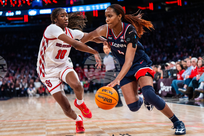 UConn St Johns Women's Basketball