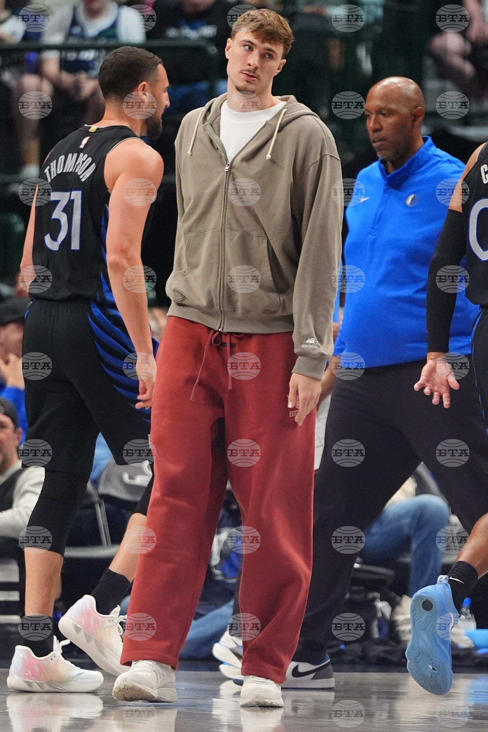 Thunder Mavericks Basketball