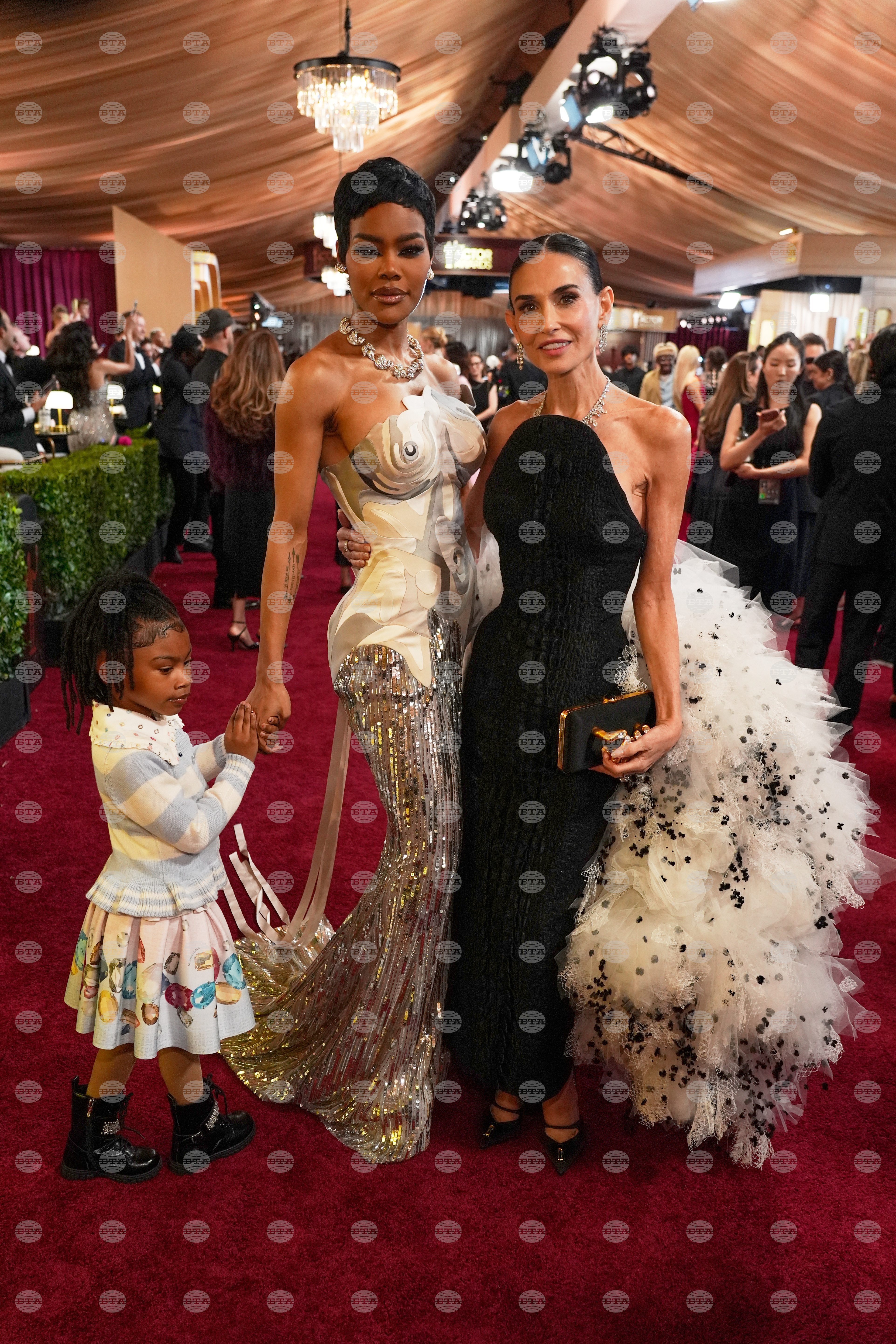 APTOPIX 32nd Annual Actor Awards