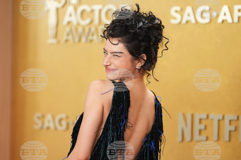 APTOPIX 32nd Annual Actor Awards