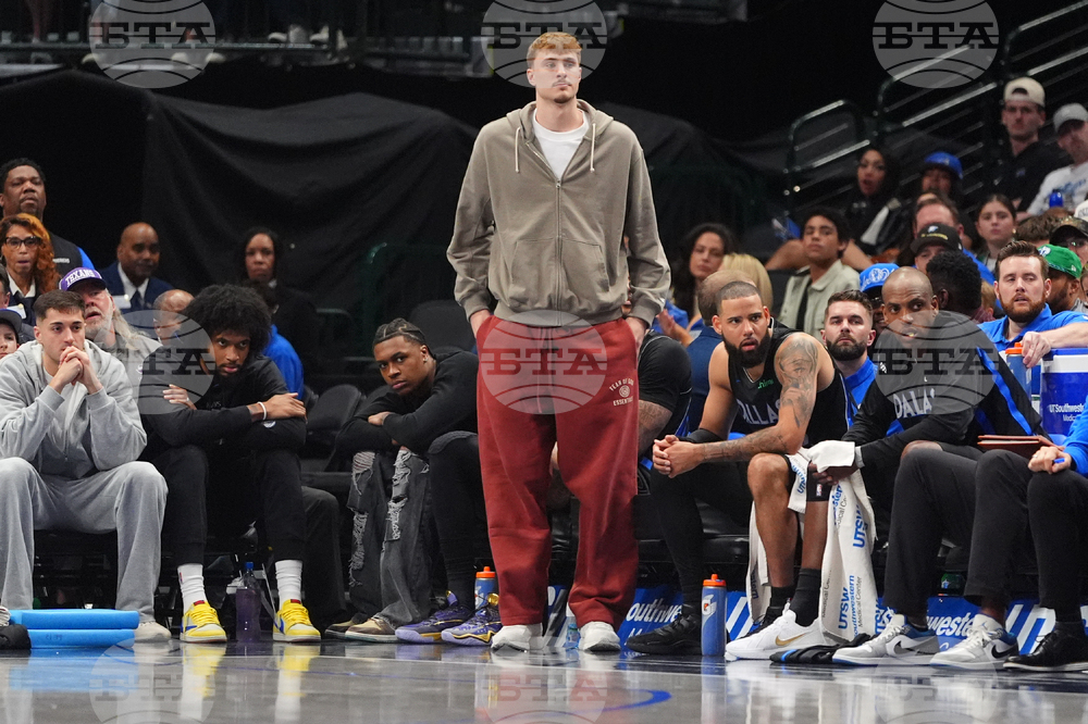 Thunder Mavericks Basketball