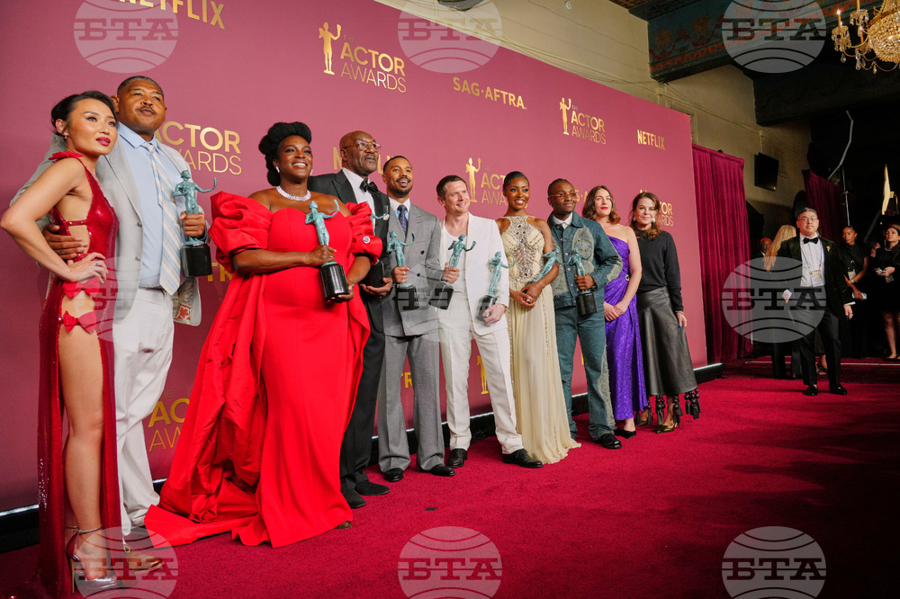 32nd Annual Actor Awards - Press Room