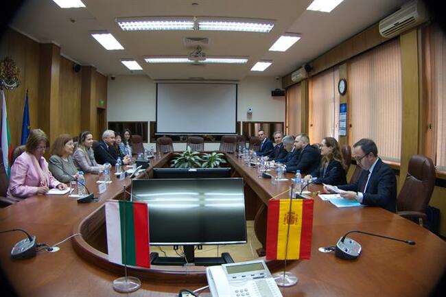 МВР: Испания поема твърд ангажимент за присъединяване на България към Шенгенското пространство