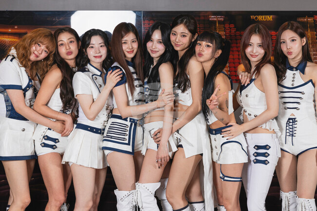 TWICE Portrait Session