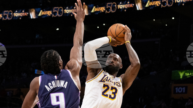 Новак Джокович се срещна с Леброн Джеймс и Лука Дончич на мач на Лейкърс