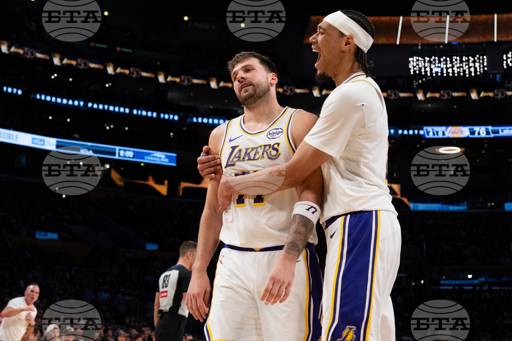 Kings Lakers Basketball