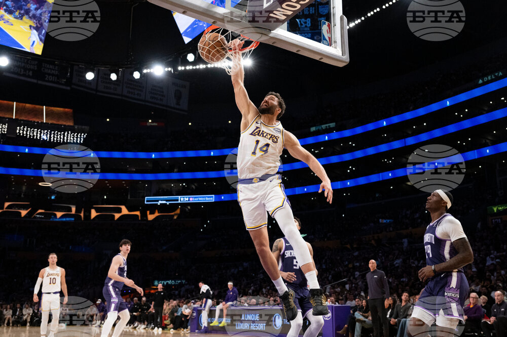 Kings Lakers Basketball