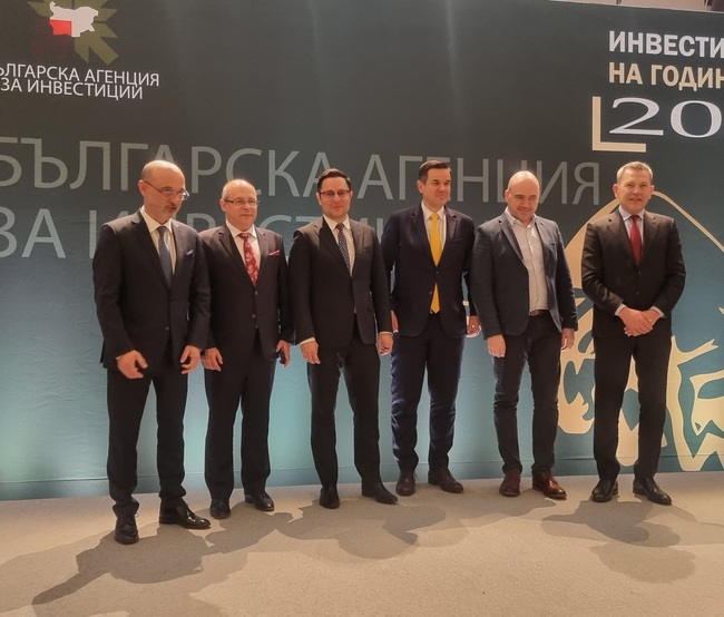 Министър Пулев отличи световен лидер в роботизираната хирургия за инвестицията му от 80 млн. лв. у нас