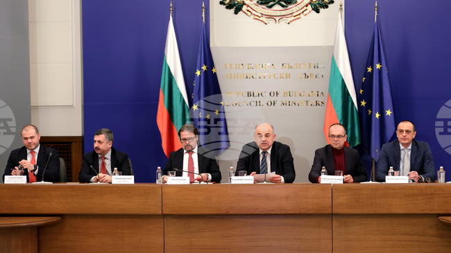 Процесът по прехода към еврото е почти приключил - 87 на сто от левовете са изтеглени, остават още около 3,9 млрд. лева, каза Владимир Иванов