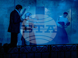 „Ах, тези привидения“ в Сатиричен театър, снимка – Сатиричен театър/ Димитър Каракашев