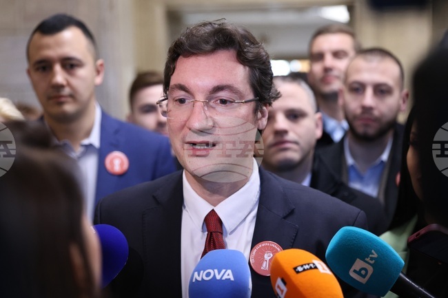 Bulgarian Socialist Party to Play "Significant Role" in Next Parliament, Says Party Chair