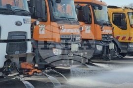 Пловдив - улици - пролетно миене