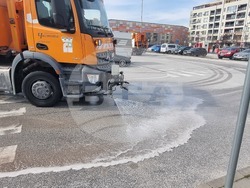 Пловдив - улици - пролетно миене