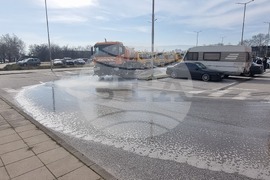 Пловдив - улици - пролетно миене