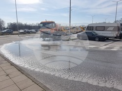 Пловдив - улици - пролетно миене