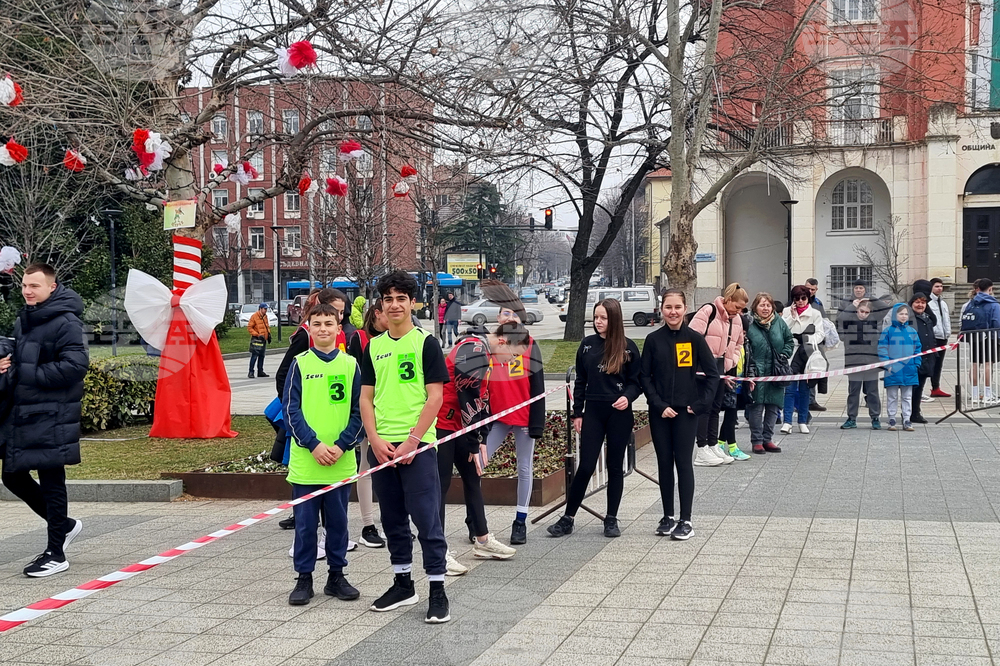 Плевен - лекоатлетическата щафета и крос „Обиколка на Военноисторическите музеи“