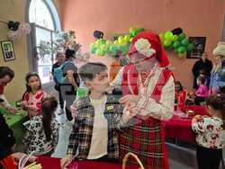 Близо 100 деца се включиха в инициативите на кукления театър в Сливен по случай 1 март