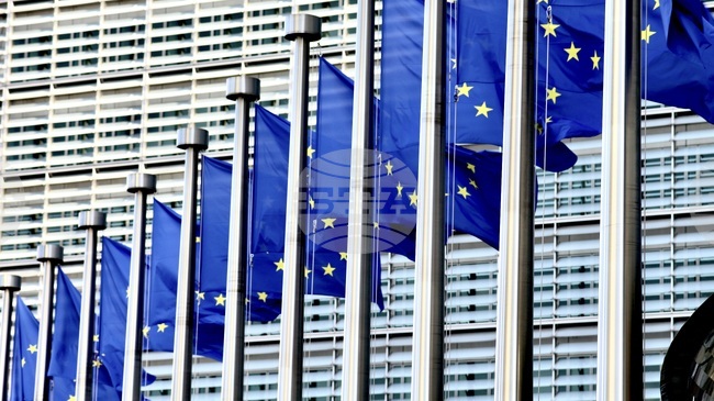 Смъртта на Хаменей е решаващ момент в иранската история, каза говорител на ЕК