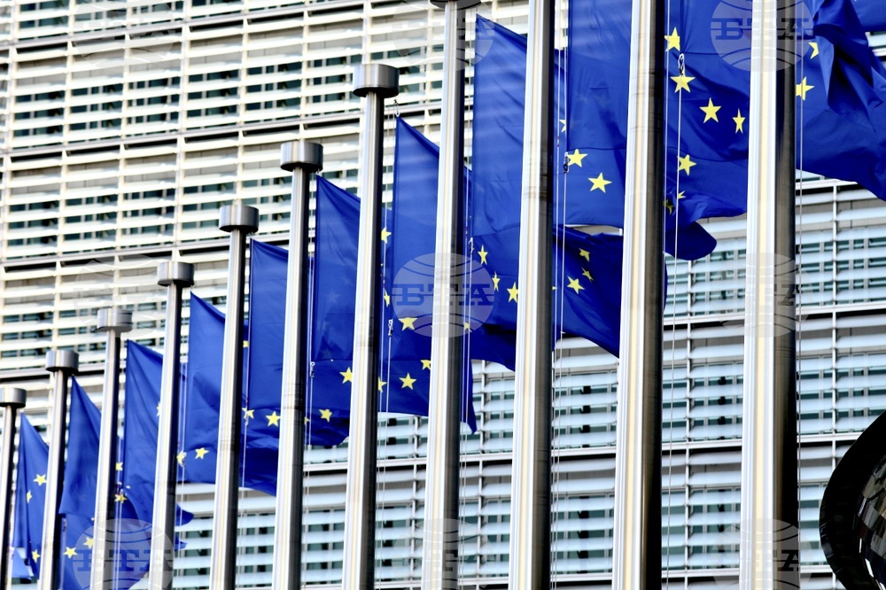 Смъртта на Хаменей е решаващ момент в иранската история, каза говорител на ЕК