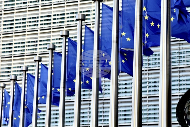 Смъртта на Хаменей е решаващ момент в иранската история, каза говорител на ЕК