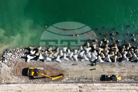 Бургас - вълнолом - ремонт