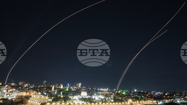 Нови ирански ракети бяха изстреляни по посока на Израел, съобщиха израелската армия и иранската телевизия