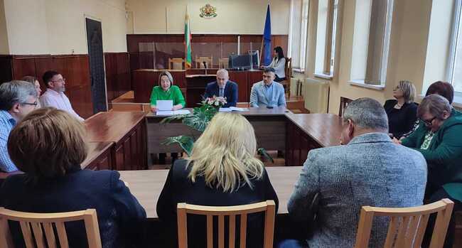  В Районния съд в Разград през миналата година 90 процента от делата са приключени в тримесечен срок 