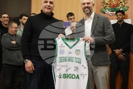 Варна - Благомир Коцев - баскетболисти от „Черно море - Тича“ - среща