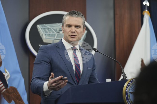 Няма доказателства, че Иран е минирал Ормузкия проток, заяви Хегсет 