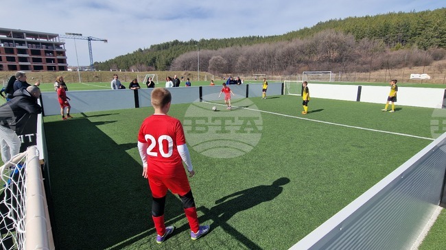 Деца от цялата страна се включиха във футболния турнир 3х3, организиран от Академия за индивидуални тренировки ITP