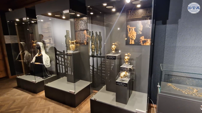 Изложбата „Съкровища от българските земи“ беше открита в Музея на народните художествени занаяти и приложните изкуства в Троян