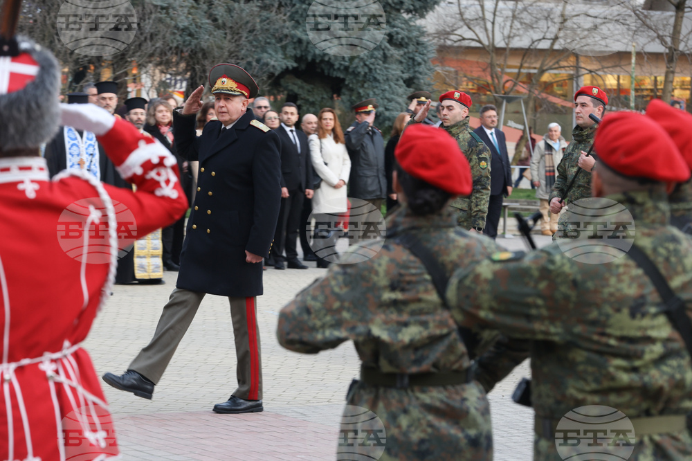Казанлък - тържествена заря-проверка