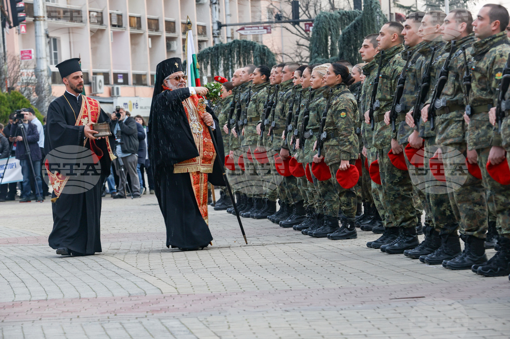 Казанлък - тържествена заря-проверка