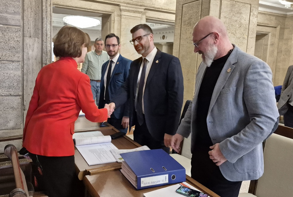 България Може внесе документи за участие в ЦИК