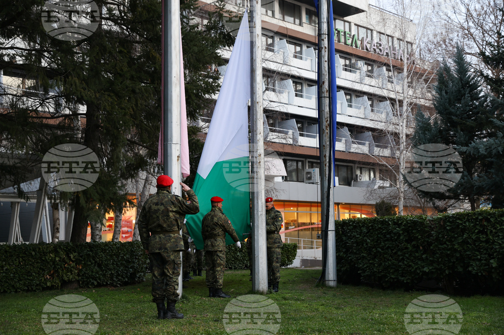 Казанлък - тържествена заря-проверка